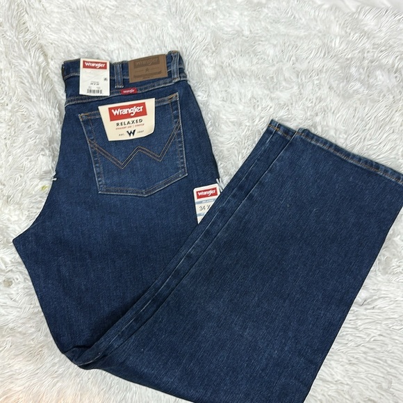 NWT Men’s Wrangler Relaxed fit Jeans 34x32 - Picture 5 of 5